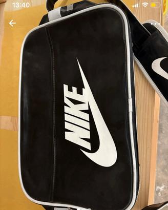 Tracolla nike