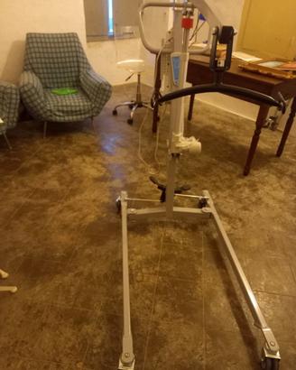 Sollevatore x persone malate/non autosufficienti