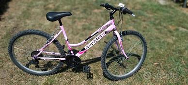Bicicletta mountain bike colore rosa Mirage Ripper