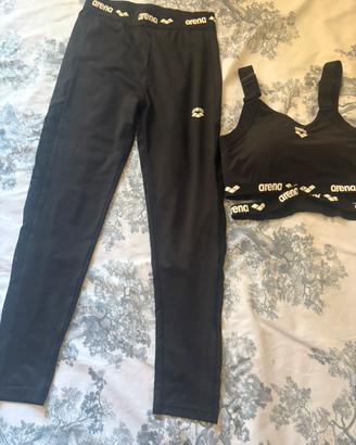 Completo  fitness nuovo  mai usato