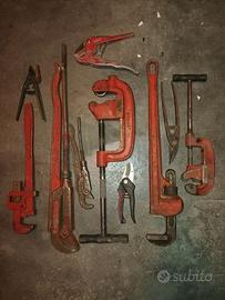 ATTREZZATURA PER IDRAULICA