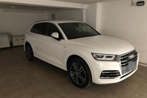 Audi q5 40 tdi quattro