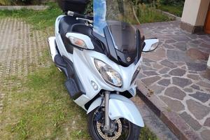 Suzuki Burgman 650
