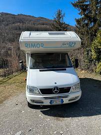 camper mansardato RIMOR Superbrig 729