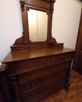 Comò antico con specchiera in legno massello