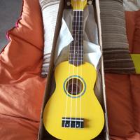 Ukulele giallo