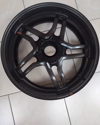 Cerchi carbonio bst Panigale V2 e V4 e street figh