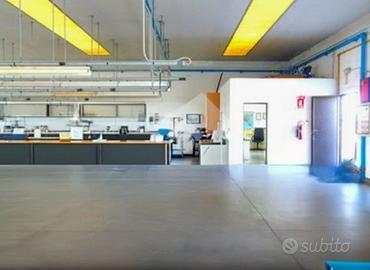 MAGAZZINO A PONCARALE