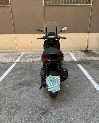 Beverly 400 S