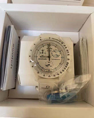 Swatch Omega Snoopy White