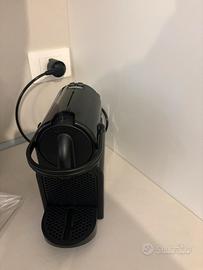 Macchinetta caffè Nespresso-De longhi