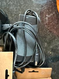 Carica batterie monopattini