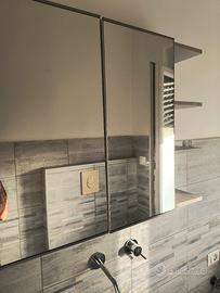 Mobile bagno Ikea con specchi 