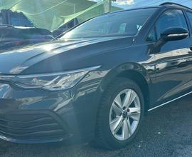 Volkswagen Golf Variant 2.0 Tdi Life 115cv. PREZZO