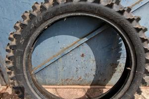 Pirelli scorpion mx soft 410 110/90/19 sabbia