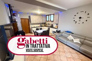 Duplex Adro [Cod. rif 3258522VRG]