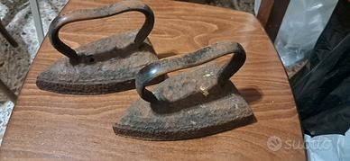 Coppia di ferri da stiro vintage