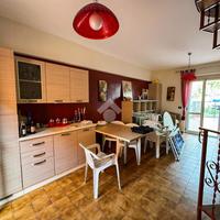 3 LOCALI A FALCONARA ALBANESE