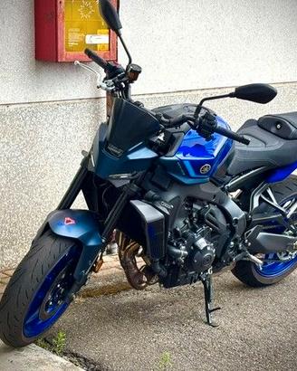 Yamaha MT-09 AMT