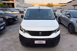 Peugeot Partner BlueHDi 130 EAT8 S&S PL Furgone Pr