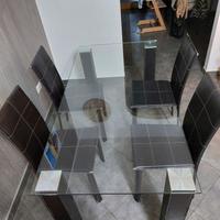 Tavolo in vetro + 6 sedie