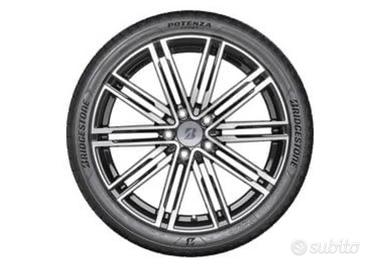 Bridgestone potenza 225/50R18