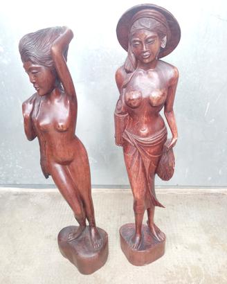 statuette 