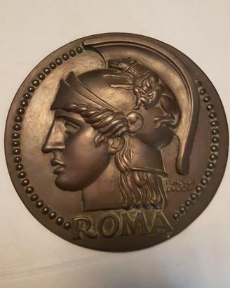 Tondo in bronzo di Publio Morbiducci