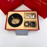 Set cintura Ferragamo fibbie nero e argento nuova 