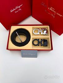Set cintura Ferragamo fibbie nero e argento nuova 