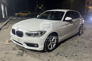 BMW 118d 5p. Advantage
