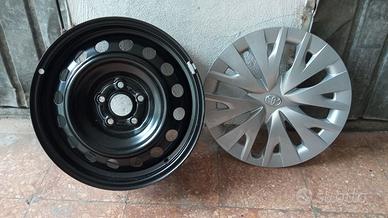 Cerchi in ferro da 15" per Toyota Yaris