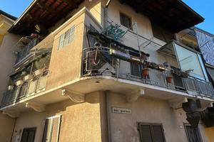 CASA SEMINDIPENDENTE A BARBANIA