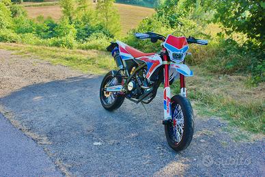 Fantic 125 motard competition 2020