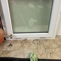 finestra vasistas in pvc