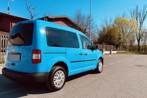 VOLKSWAGEN CADDY 7 posti neopatentati