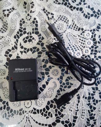 Carica batteria NIKON MH-62