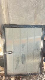 Porta in ferro
