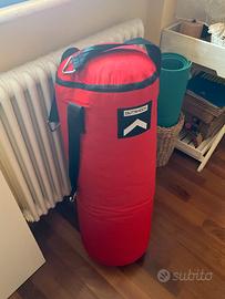 Kit boxe sacco 14 kg + guanti boxe 12 oz