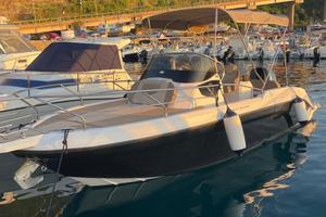 Ranieri International Next 24 Motore Suzuki 300 cv