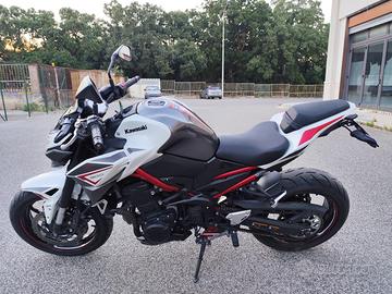 Kawasaki Z 900 2022 125CV