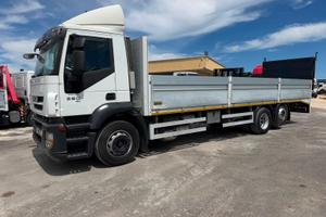 Stralis 360 pianale con rampa