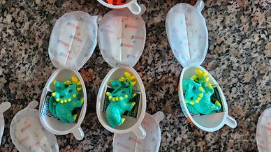 Triceratopo Verde Acqua Kinder Jurassic World