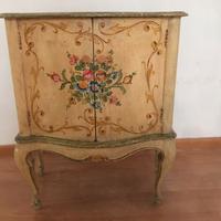 Comodino veneziana del XX secolo