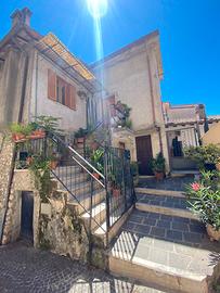 Monolocale nel cuore del borgo storico di Sambuci