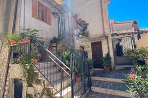 Monolocale nel cuore del borgo storico di Sambuci