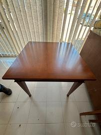 Tavolo in legno