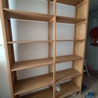 Scaffalatura in legno