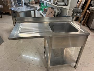 Lavello industriale in acciaio inox con sgoccio