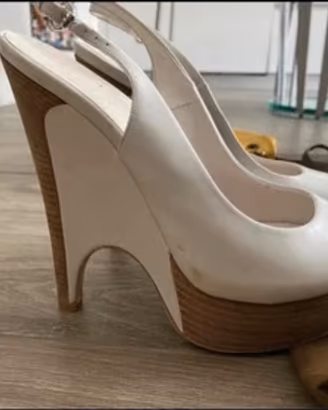 Scarpe con tacco di gucci